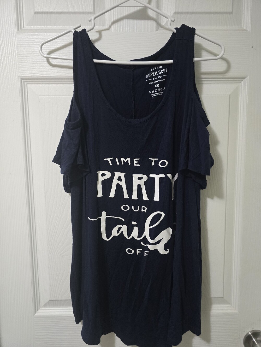 Torrid Women's Navy Cold-Shoulder Graphic Tank - Time to Party Sz 00